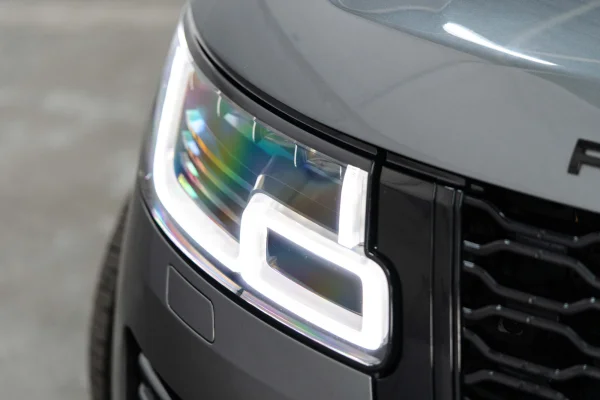 Foto 26 van fotogallerij Land Rover Range Rover uit 2019