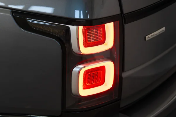 Foto 27 van fotogallerij Land Rover Range Rover uit 2019