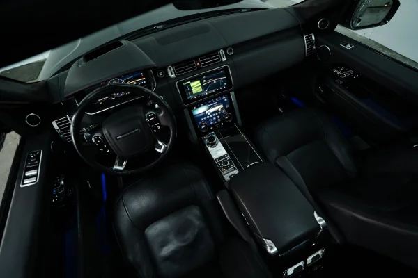 Foto 55 van fotogallerij Land Rover Range Rover uit 2019