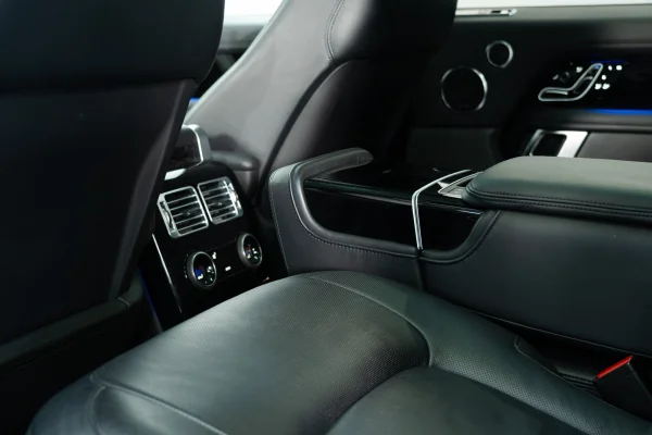 Foto 58 van fotogallerij Land Rover Range Rover uit 2019