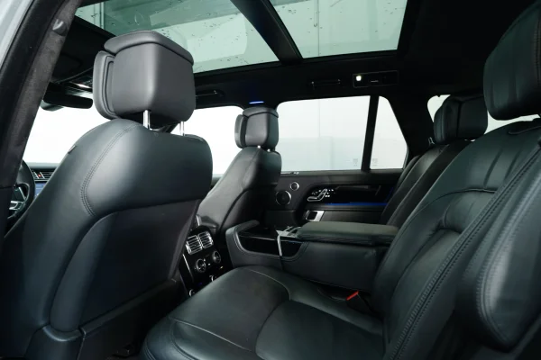 Foto 59 van fotogallerij Land Rover Range Rover uit 2019