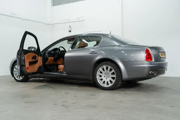 Foto 35 van fotogallerij Maserati Quattroporte uit 2004