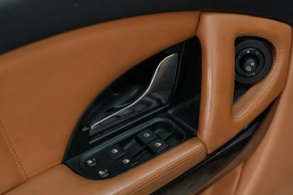 Foto 55 van fotogallerij Maserati Quattroporte uit 2004