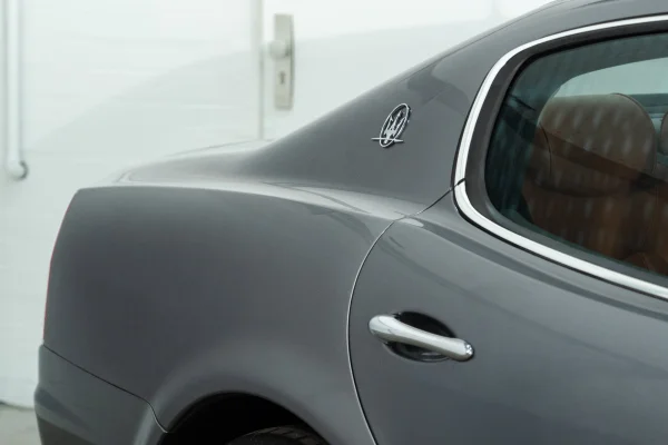 Foto 8 van fotogallerij Maserati Quattroporte uit 2004