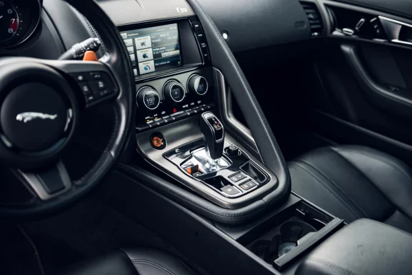 Foto 17 van fotogallerij Jaguar F-Type S uit 2015