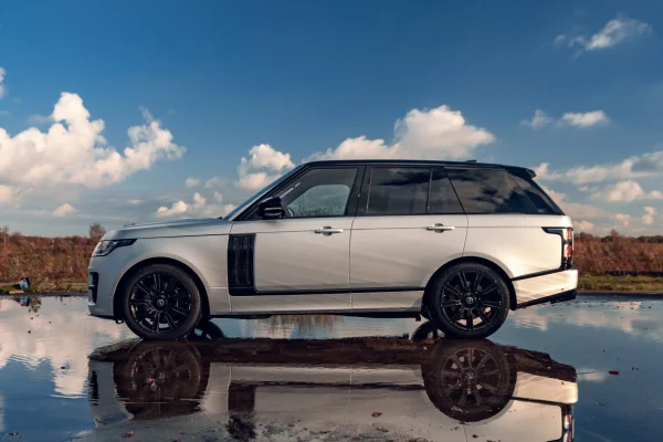 Foto 2 van fotogallerij Land Rover Range Rover uit 2020