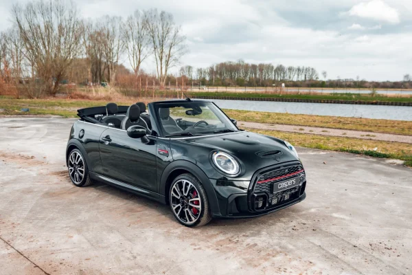 Foto 2 van fotogallerij MINI 2.0 John Cooper Works Cabrio uit 2022