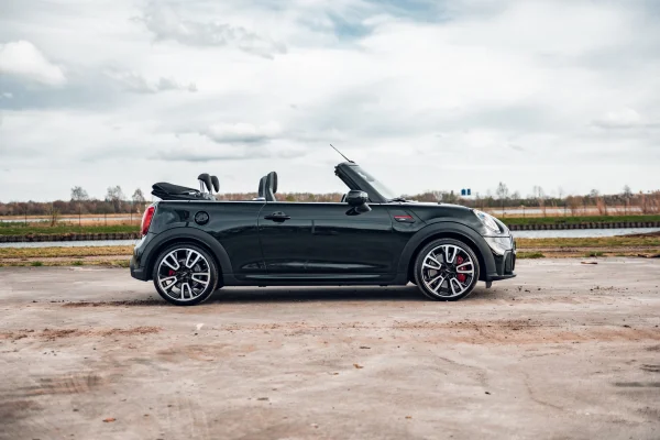 Foto 3 van fotogallerij MINI 2.0 John Cooper Works Cabrio uit 2022