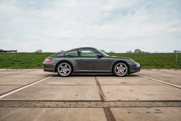 Foto 2 van fotogallerij Porsche 911 997 3.8 Carrera 4S uit 2007