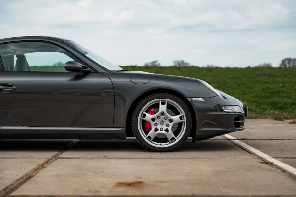 Foto 6 van fotogallerij Porsche 911 997 3.8 Carrera 4S uit 2007