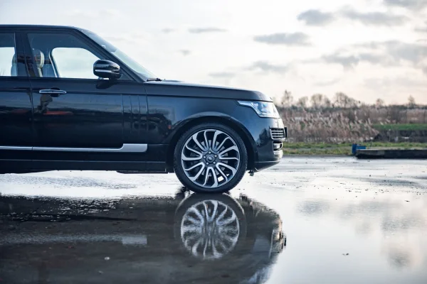 Foto 4 van fotogallerij Land Rover Range Rover SDV8 uit 2017