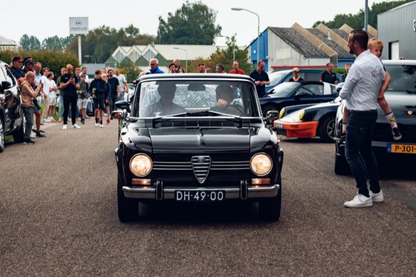 Foto in gallerij voor artikel Cars, Coffee & Caspers Rally 