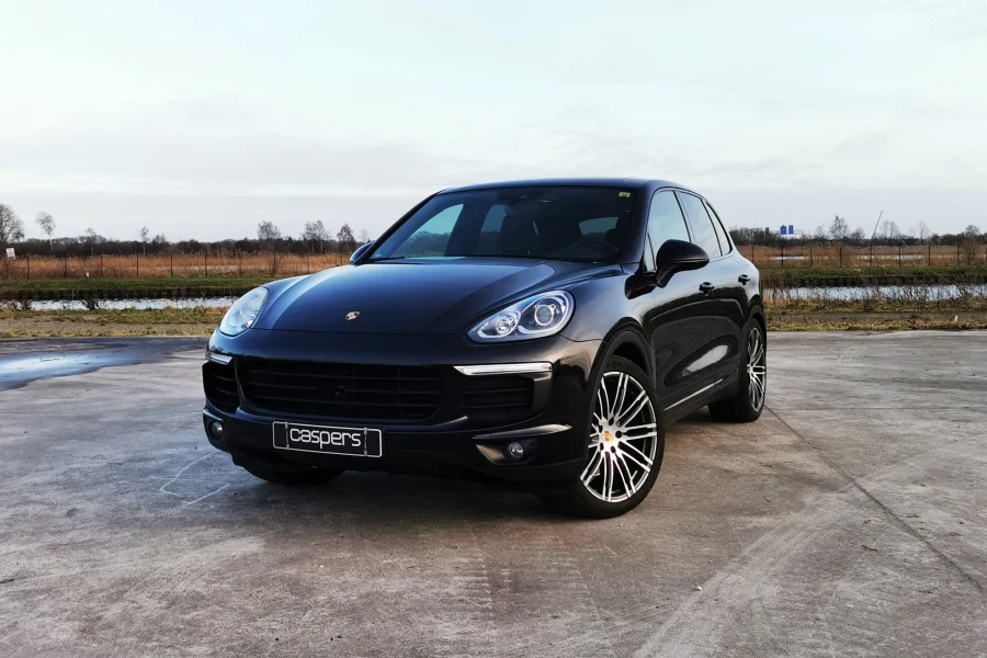 Foto 0 van fotogallerij Porsche Cayenne E-Hybrid uit 2015
