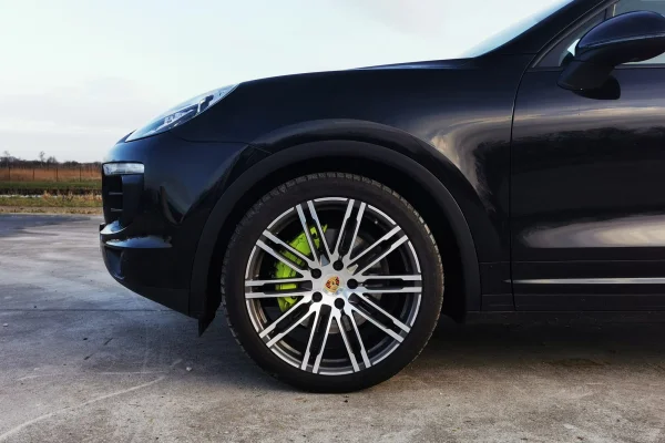 Foto 4 van fotogallerij Porsche Cayenne E-Hybrid uit 2015
