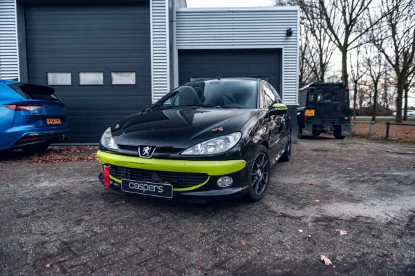 Foto 4 van fotogallerij Peugeot 206 GTi uit 2004