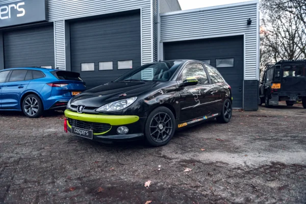 Foto 5 van fotogallerij Peugeot 206 GTi uit 2004