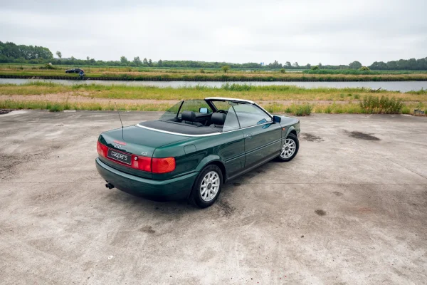 Foto 1 van fotogallerij Audi Cabriolet uit 1998