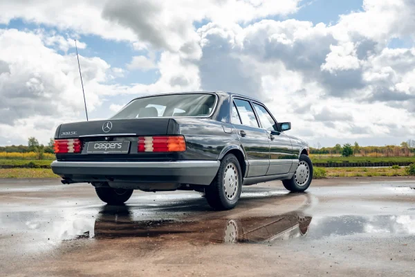 Foto 1 van fotogallerij Mercedes-Benz W126 uit 1987