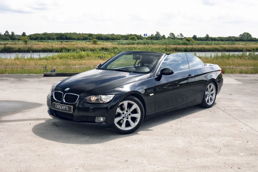 Foto 0 van fotogallerij BMW 320i Cabrio uit 2007