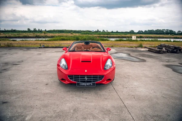 Foto 11 van fotogallerij Ferrari California uit 2010