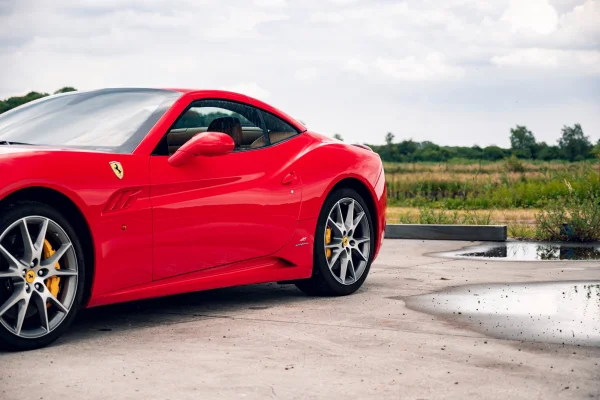 Foto 18 van fotogallerij Ferrari California uit 2010
