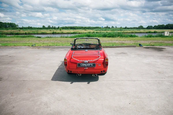 Foto 4 van fotogallerij Triumph TR4 A uit 1967