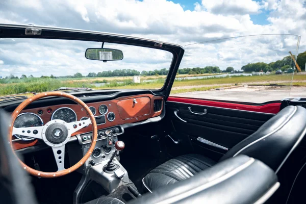 Foto 14 van fotogallerij Triumph TR4 A uit 1967
