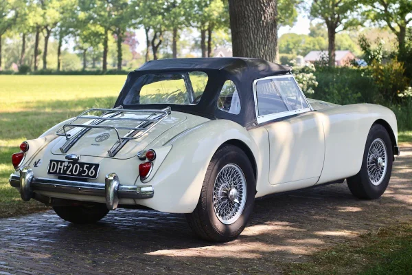 Foto 100 van fotogallerij MG A uit 1961
