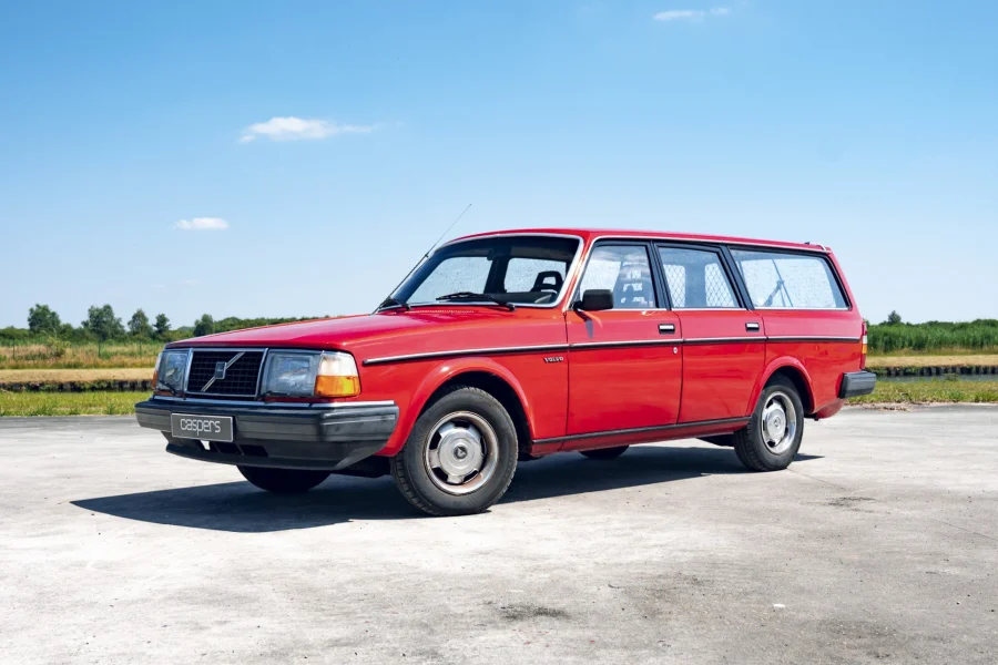 Foto 0 van fotogallerij Volvo 240 uit 1982