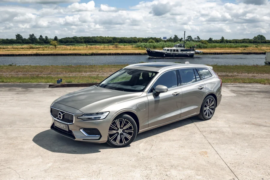 Foto 0 van fotogallerij Volvo V60 T8 uit 2019