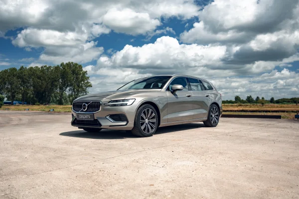 Foto 4 van fotogallerij Volvo V60 T8 uit 2019