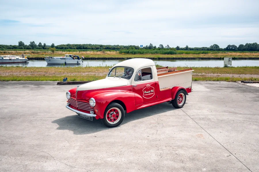 Foto 0 van fotogallerij Peugeot 203 C8 Pick-up uit 1954