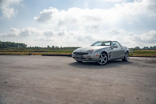 Foto 6 van fotogallerij Qvale Mangusta uit 2003