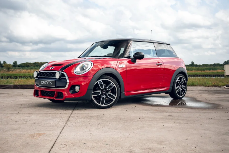 Foto 0 van fotogallerij MINI Cooper S uit 2015