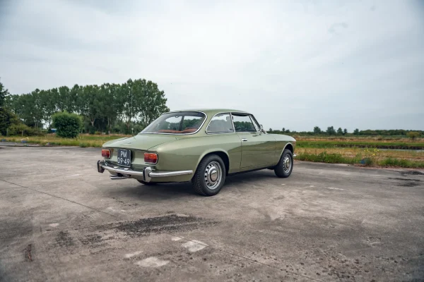 Foto 12 van fotogallerij Alfa Romeo 1750 uit 1972