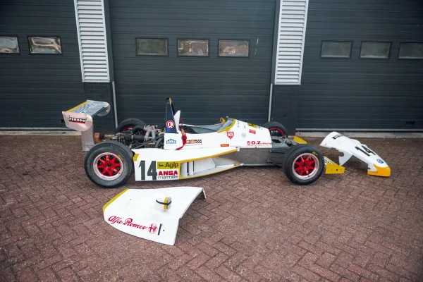 Foto 2 van fotogallerij Alfa Romeo Formula Alfa Boxer uit 1987