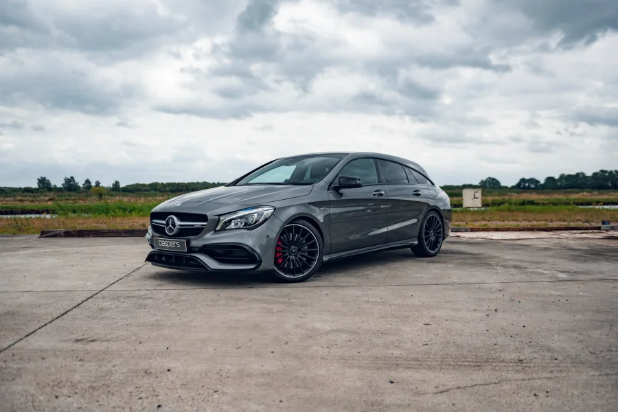 Foto 0 van fotogallerij Mercedes-Benz CLA 45 uit 2017