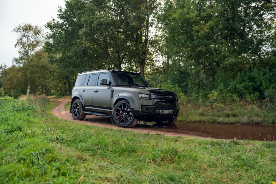 Foto 0 van fotogallerij Land Rover Defender 110 uit 2022