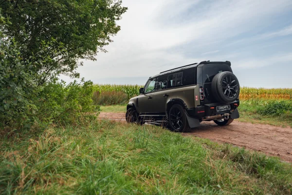 Foto 5 van fotogallerij Land Rover Defender 110 uit 2022