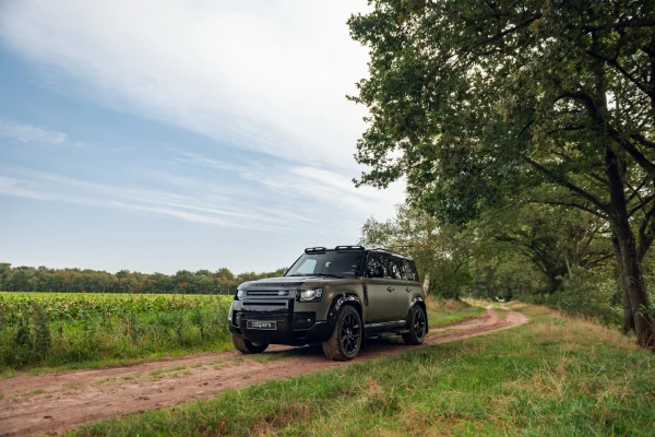 Foto 7 van fotogallerij Land Rover Defender 110 uit 2022