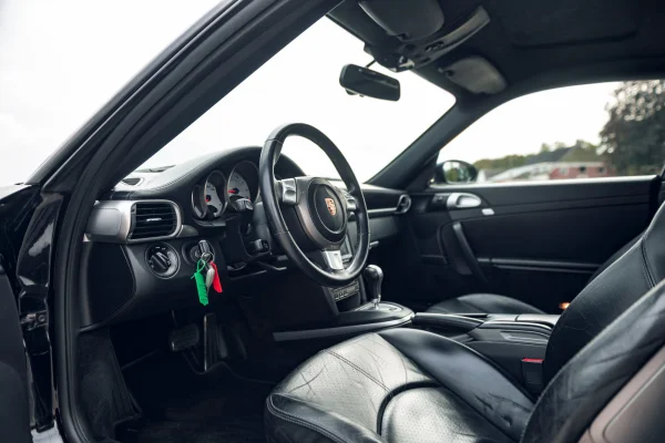 Foto 13 van fotogallerij Porsche 911 3.8 Carrera S uit 2006