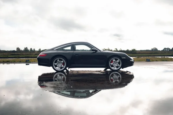 Foto 13 van fotogallerij Porsche 911 Targa uit 2008