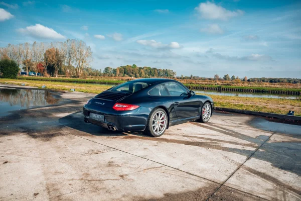 Foto 10 van fotogallerij Porsche 911 uit 2011