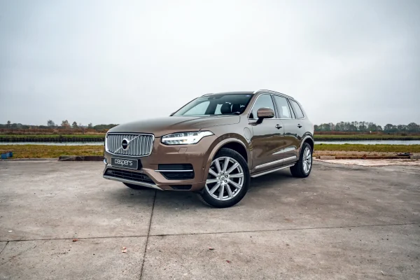 Foto 8 van fotogallerij Volvo XC90 T8 uit 2016