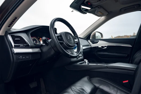 Foto 14 van fotogallerij Volvo XC90 T8 uit 2016