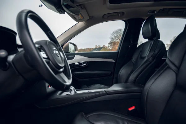 Foto 15 van fotogallerij Volvo XC90 T8 uit 2016