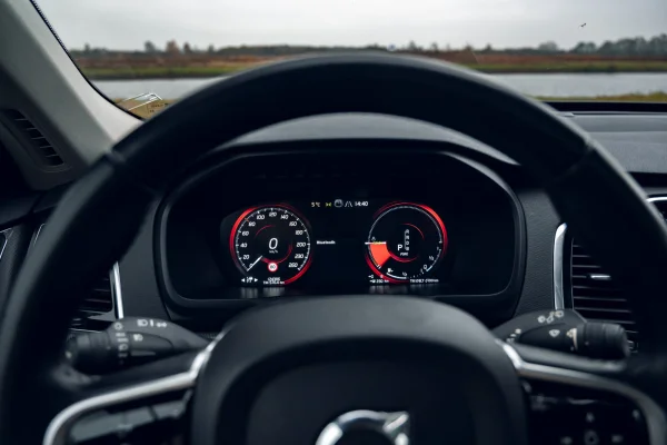 Foto 30 van fotogallerij Volvo XC90 T8 uit 2016