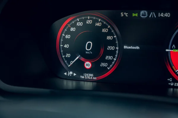 Foto 31 van fotogallerij Volvo XC90 T8 uit 2016