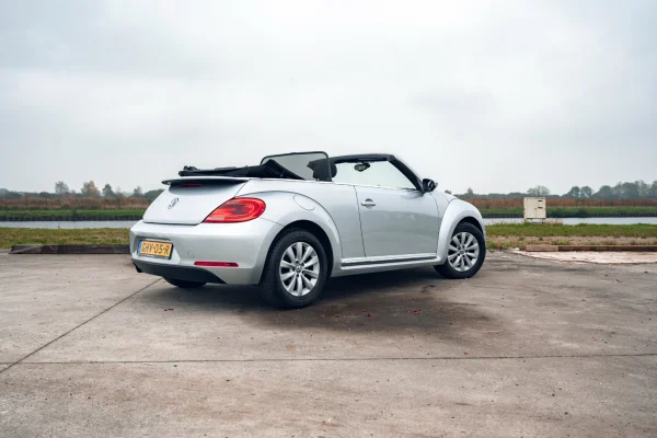 Foto 31 van fotogallerij Volkswagen Beetle uit 2014