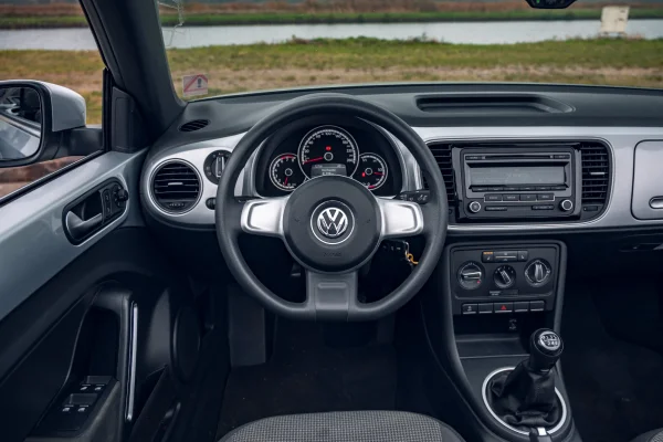 Foto 2 van fotogallerij Volkswagen Beetle uit 2014